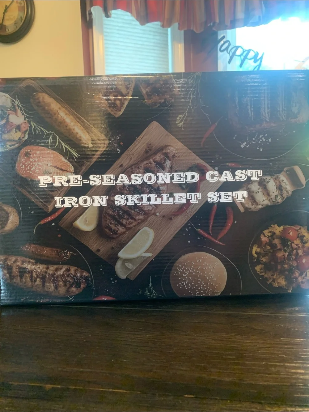 NEVER USED! Pre-Seasoned Cast Iron Skillet Set - Black